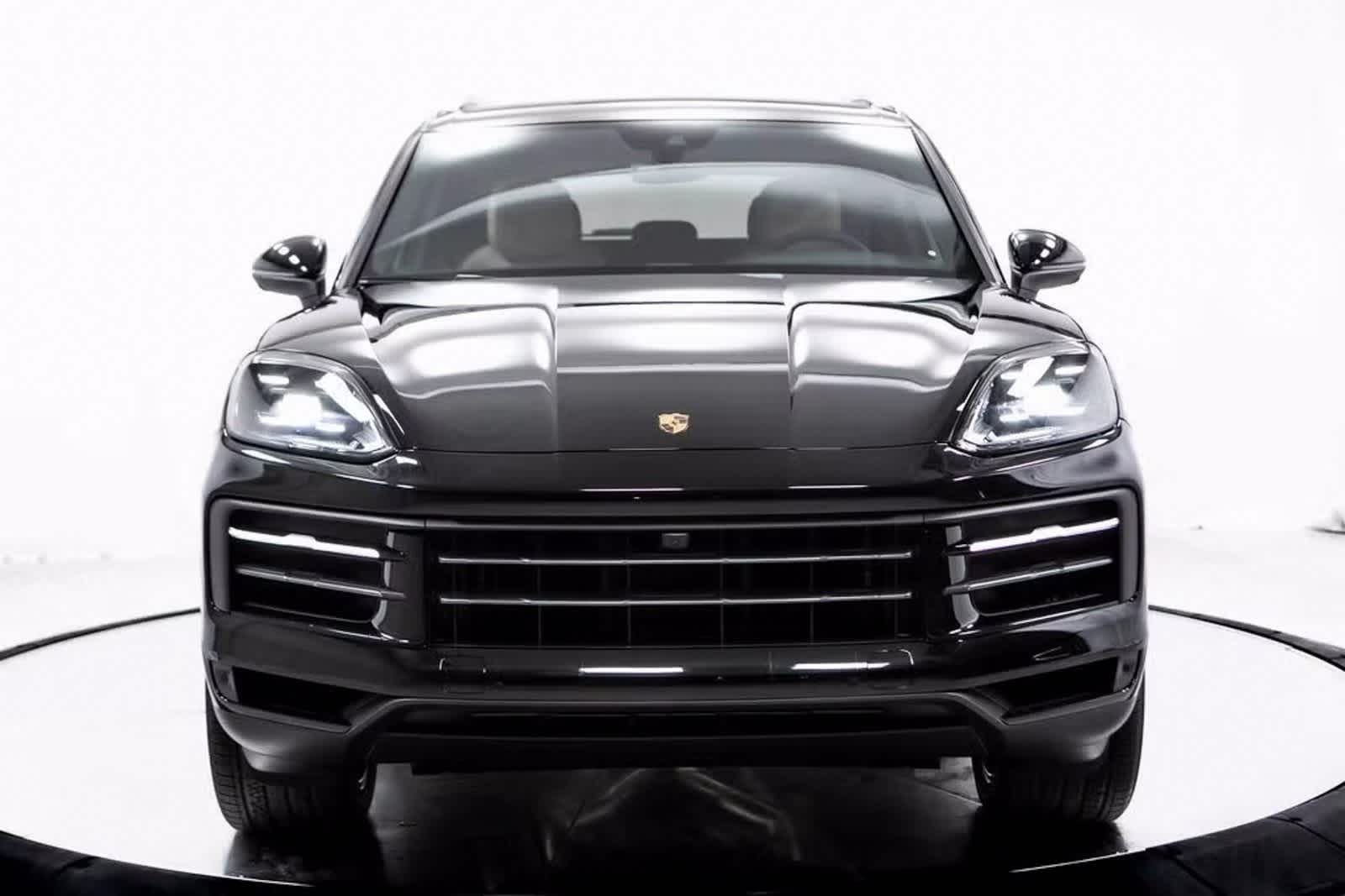 Thumbnail: 2025 Porsche Cayenne - 10