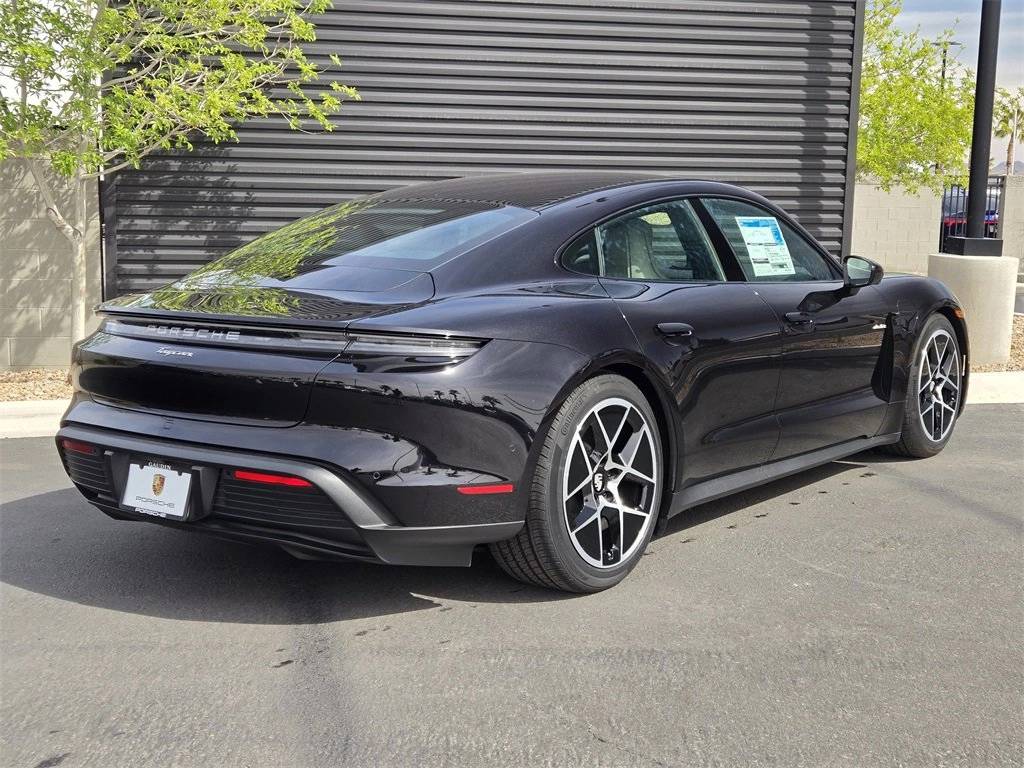 Thumbnail: 2025 Porsche Taycan - 6