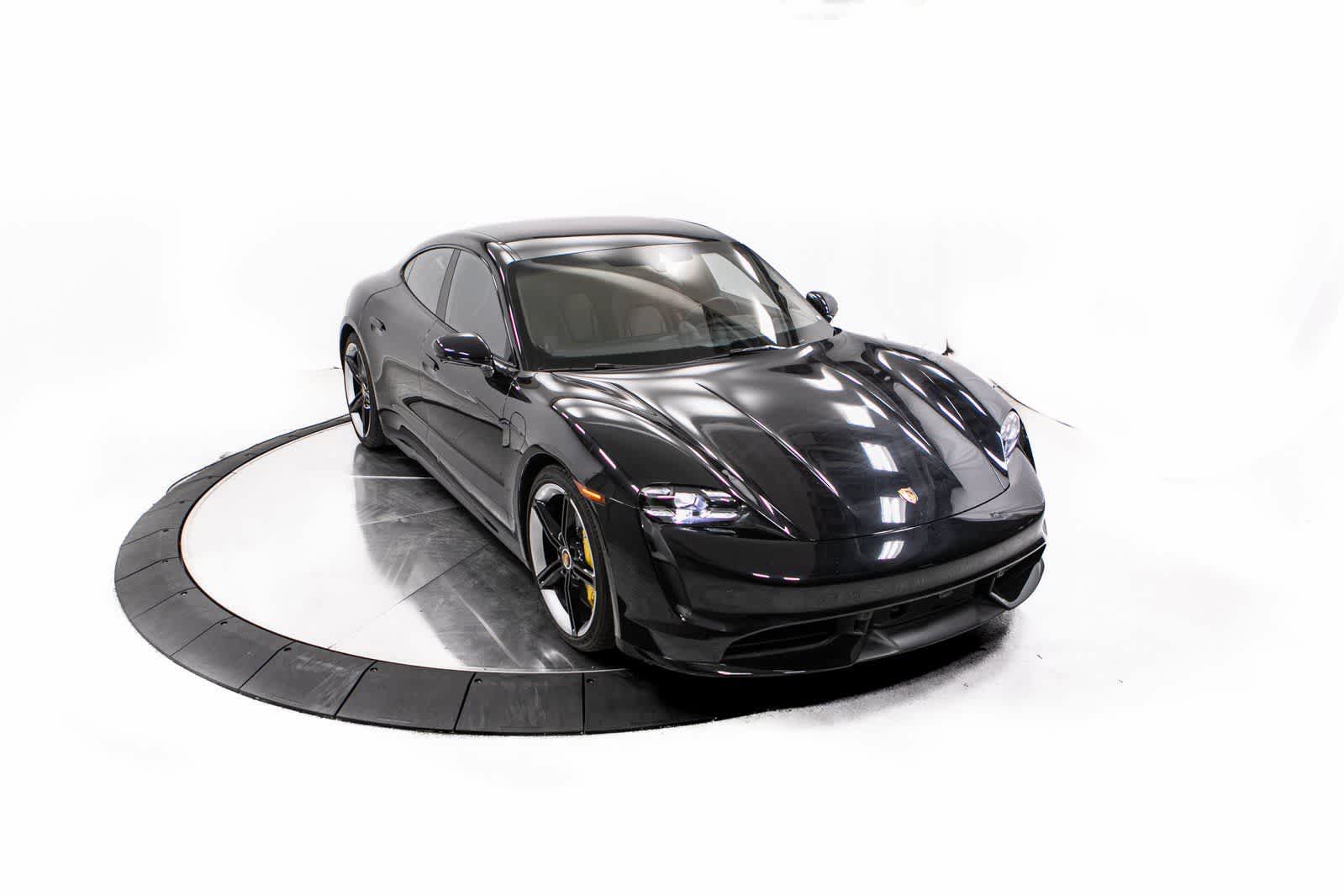 Thumbnail: 2020 Porsche Taycan - 38