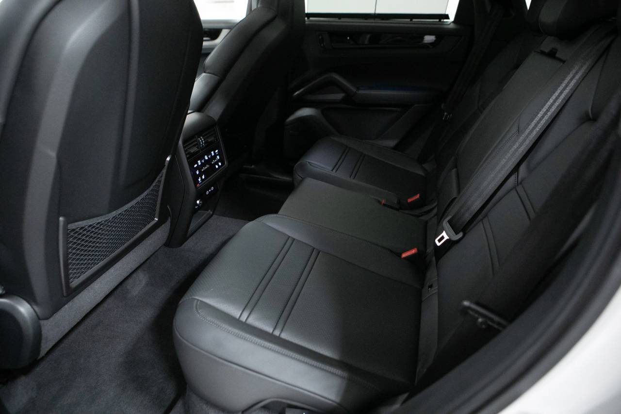 Thumbnail: 2026 Porsche  - 37