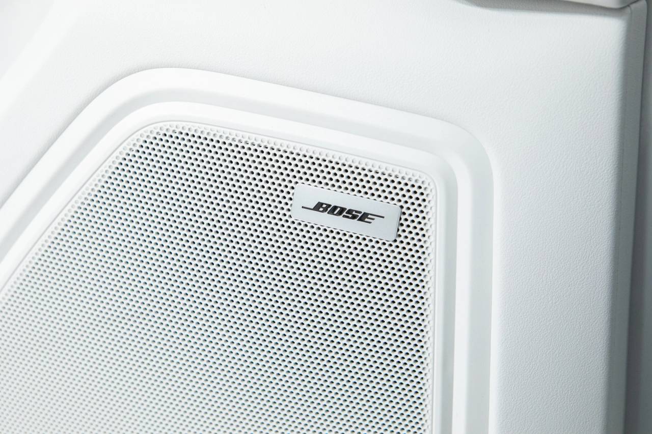 Thumbnail: 2026 Porsche Macan - 34