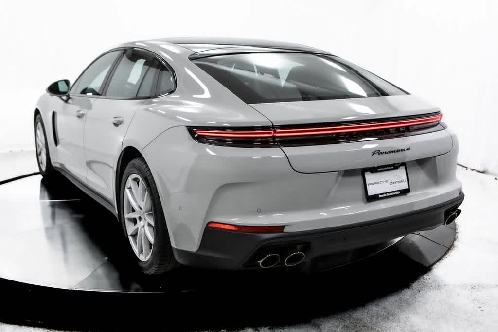 Thumbnail: 2025 Porsche Panamera - 3