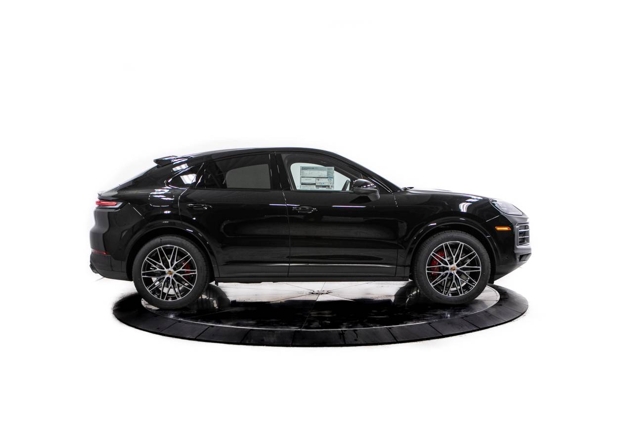 Thumbnail: 2026 Porsche  - 8