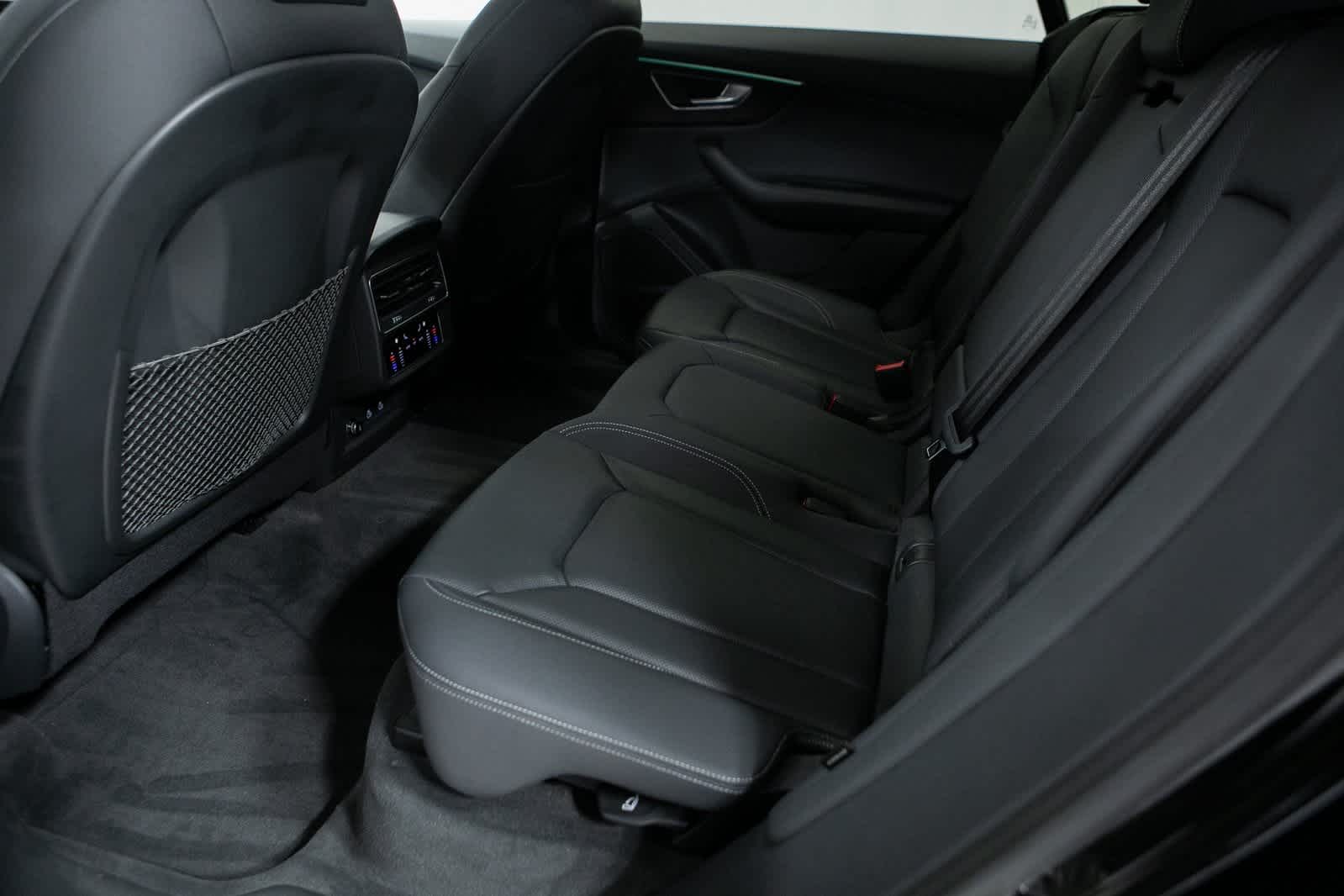 Thumbnail: 2022 Audi Q8 - 23