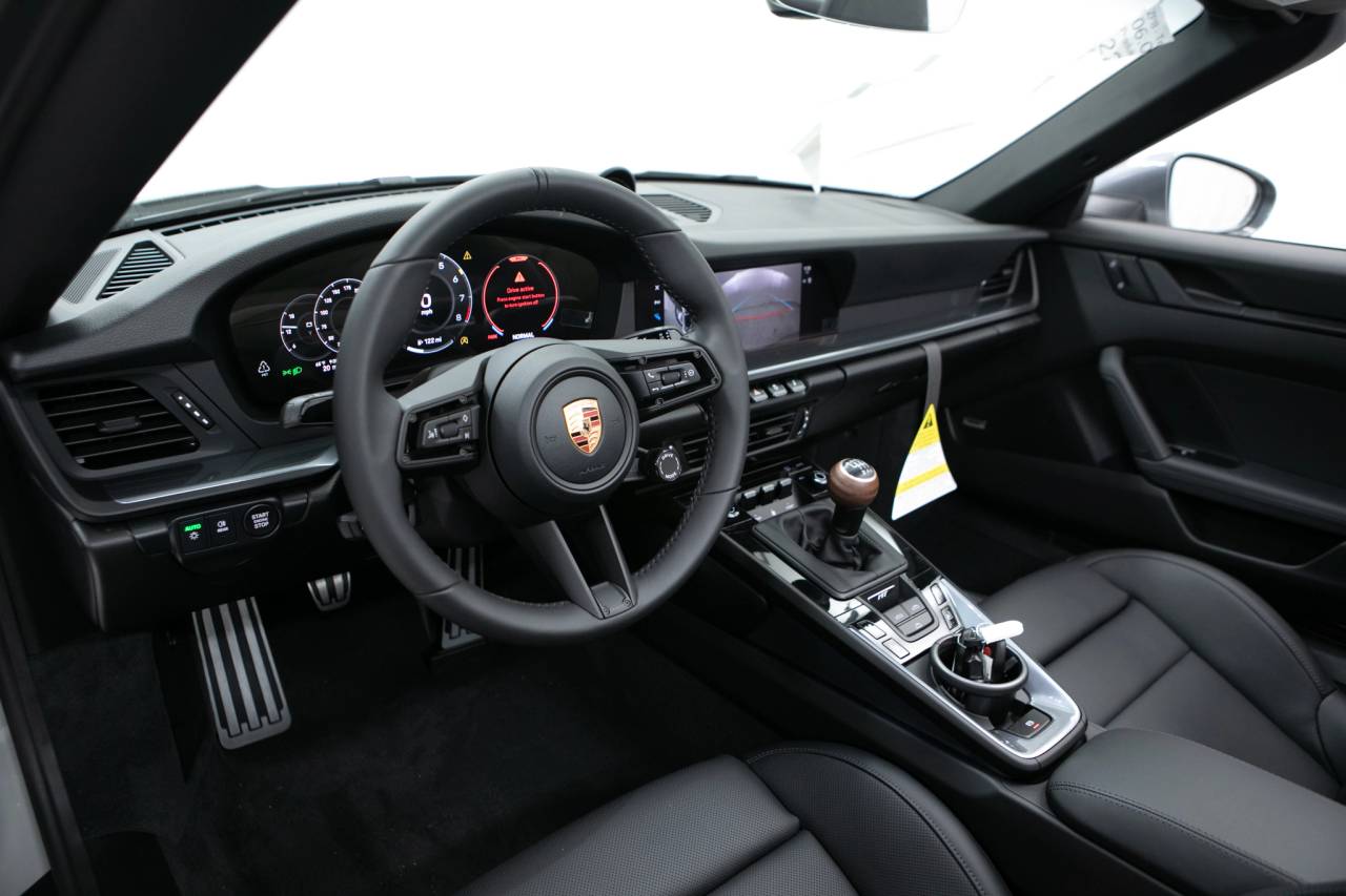 Thumbnail: 2026 Porsche 911 - 4