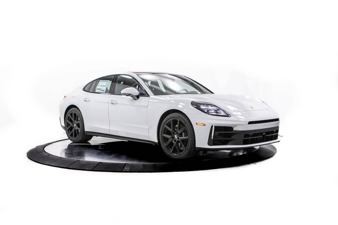 Thumbnail: 2026 Porsche Panamera - 9