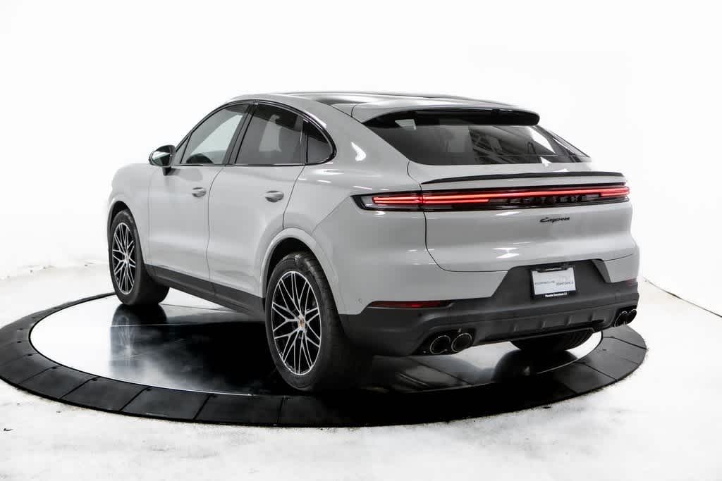 Thumbnail: 2025 Porsche  - 3