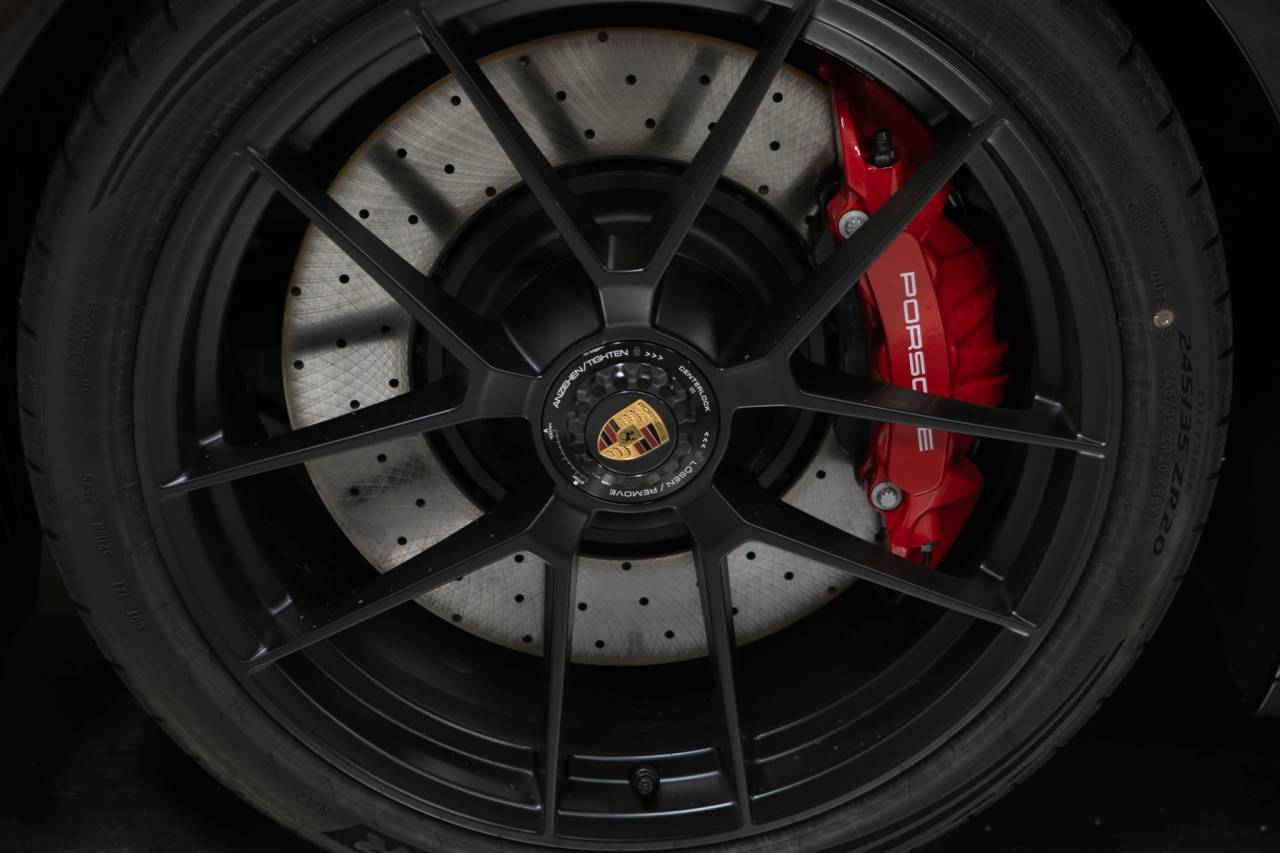 Thumbnail: 2026 Porsche 911 - 11