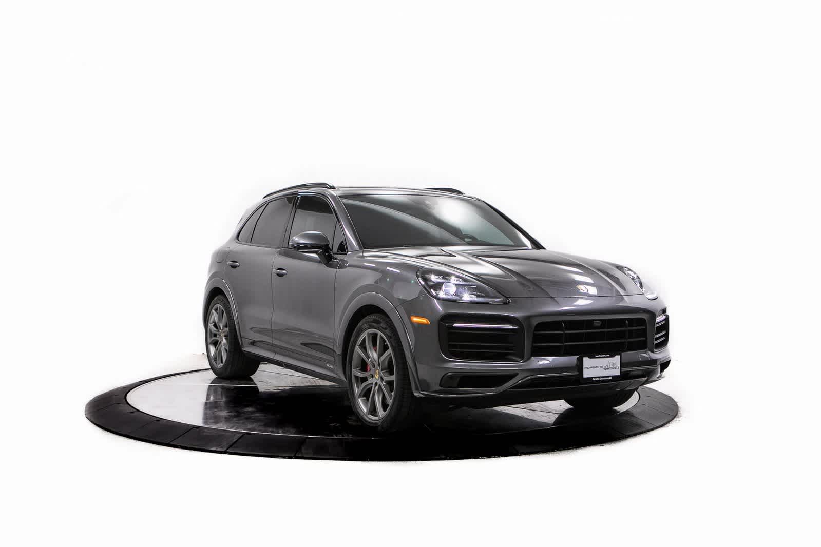 Thumbnail: 2023 Porsche Cayenne - 9