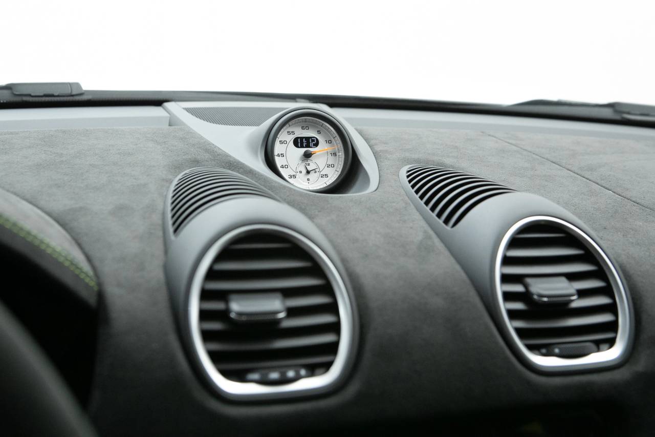 Thumbnail: 2025 Porsche  - 28