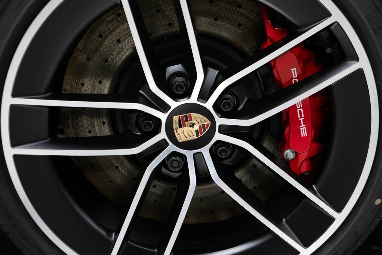 Thumbnail: 2026 Porsche 911 - 11