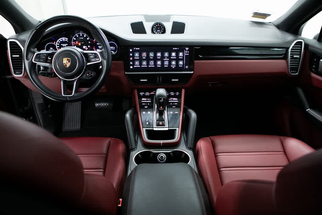 Thumbnail: 2022 Porsche Cayenne - 13