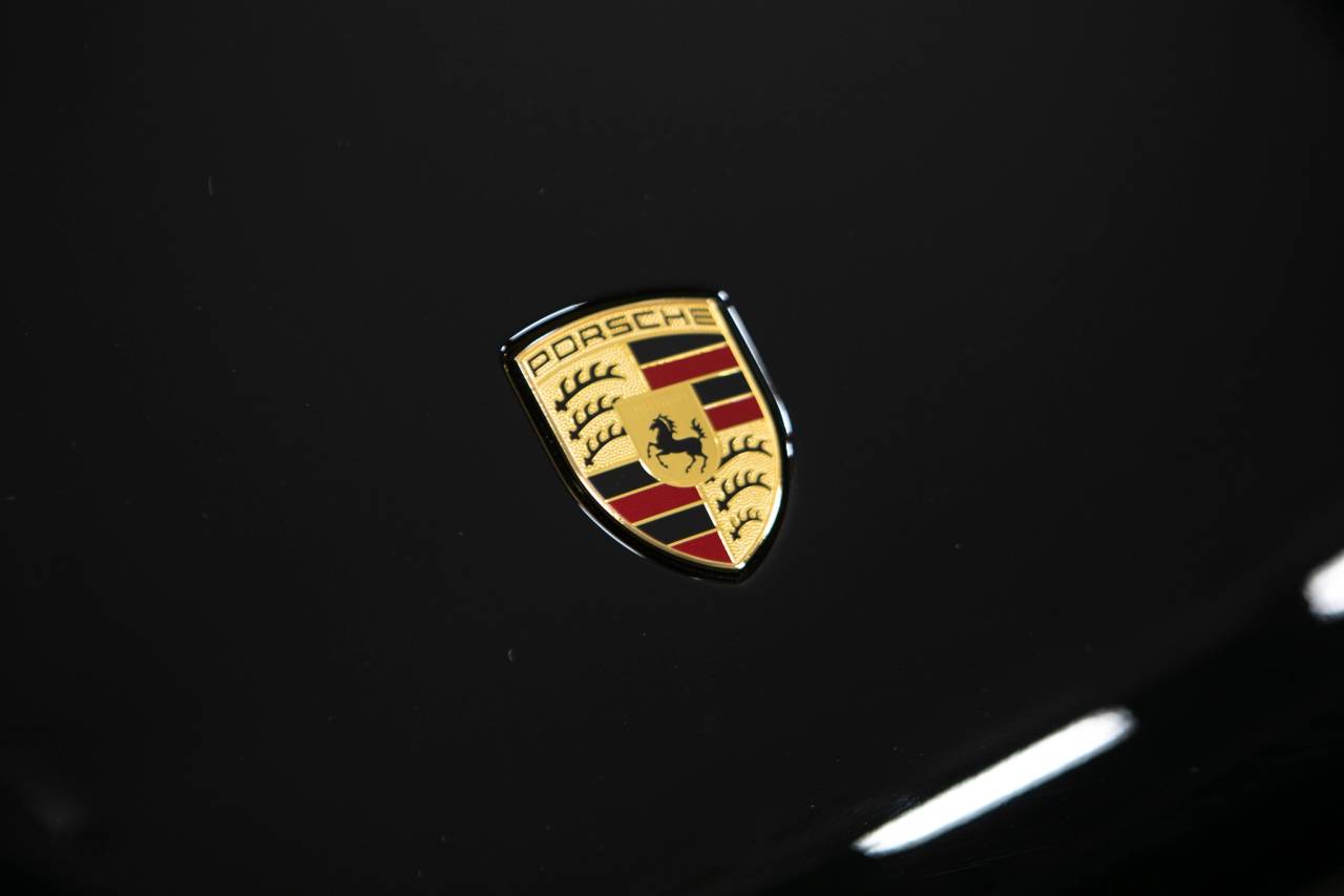 Thumbnail: 2026 Porsche Macan - 14