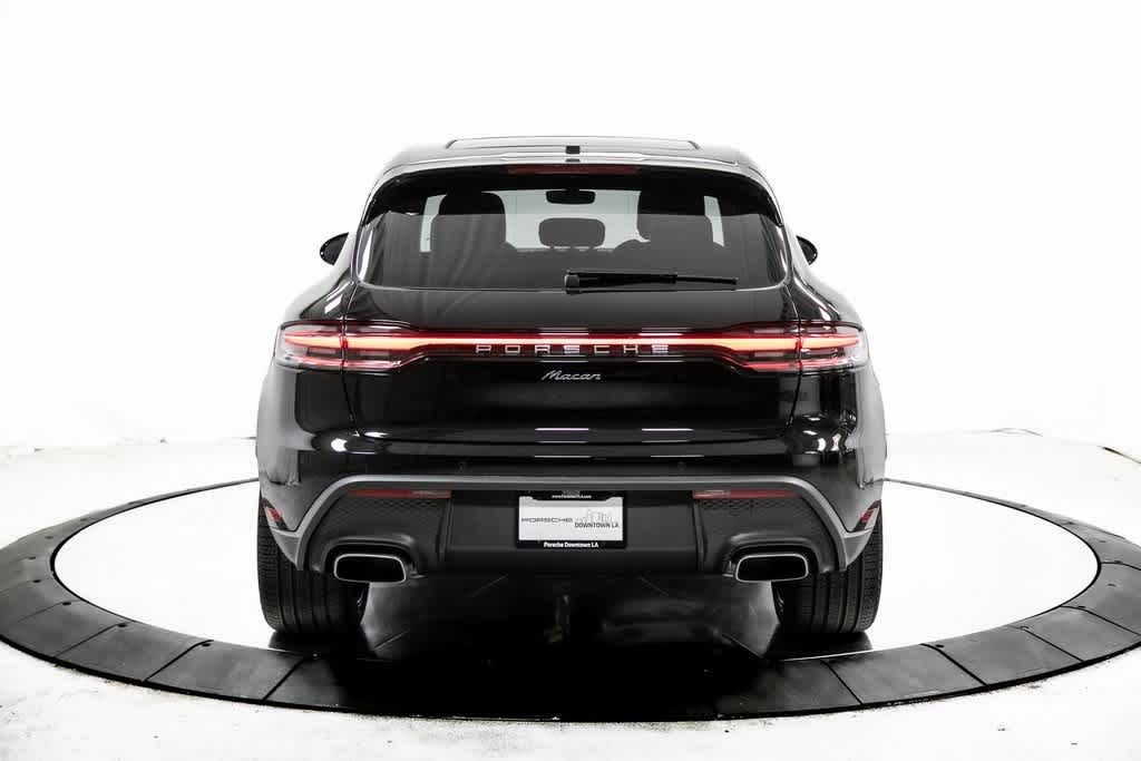 Thumbnail: 2025 Porsche Macan - 6