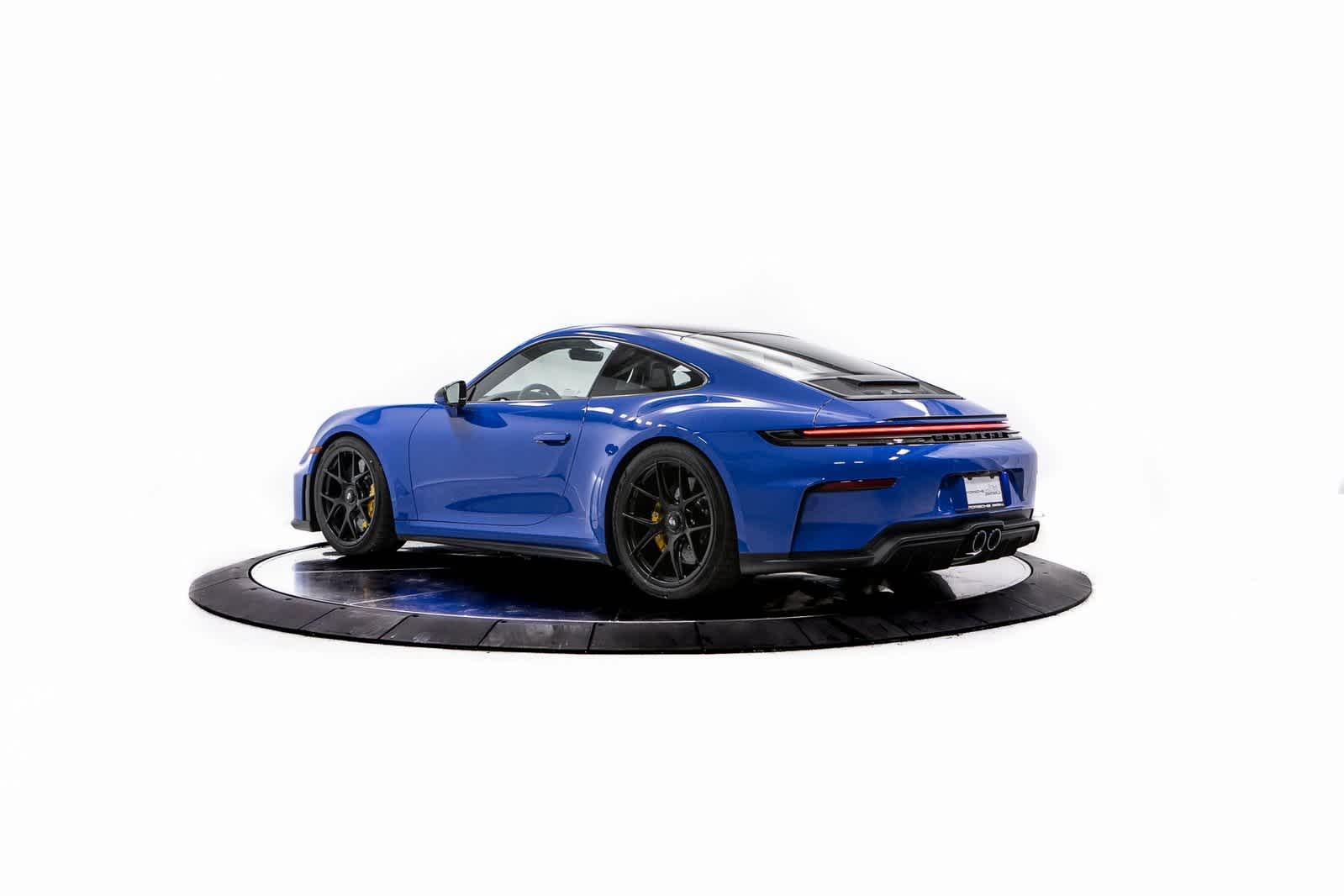 Thumbnail: 2025 Porsche 911 - 3