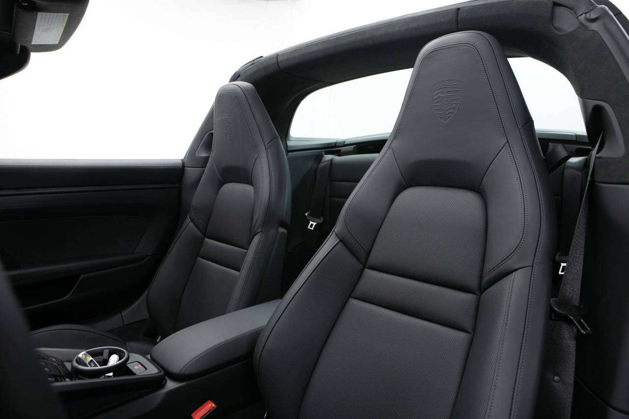 Thumbnail: 2026 Porsche 911 - 5