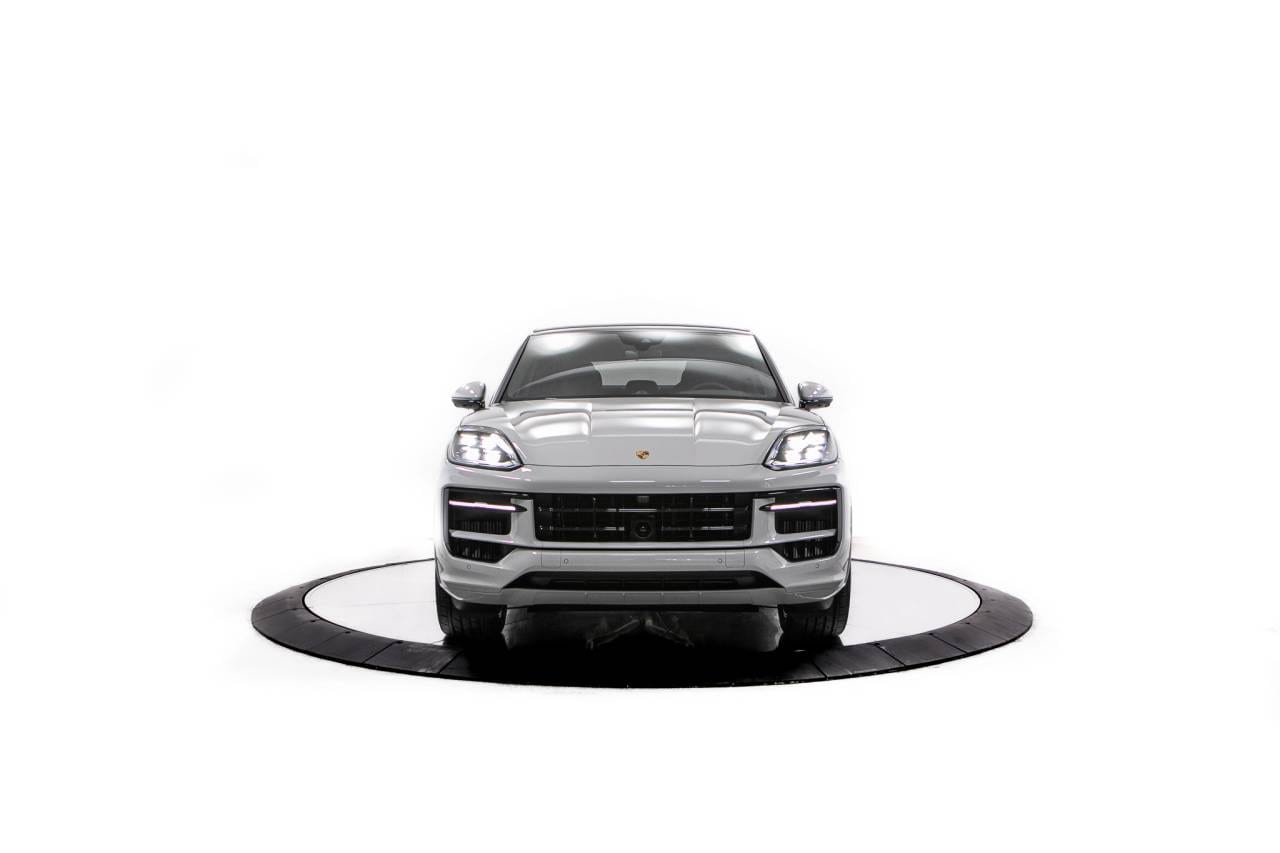 Thumbnail: 2026 Porsche  - 10