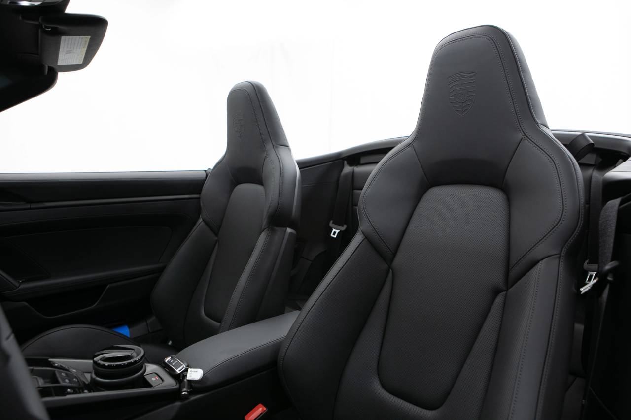 Thumbnail: 2026 Porsche 911 - 5