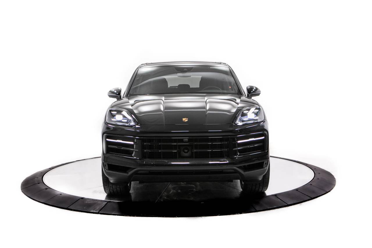 Thumbnail: 2026 Porsche Cayenne - 10