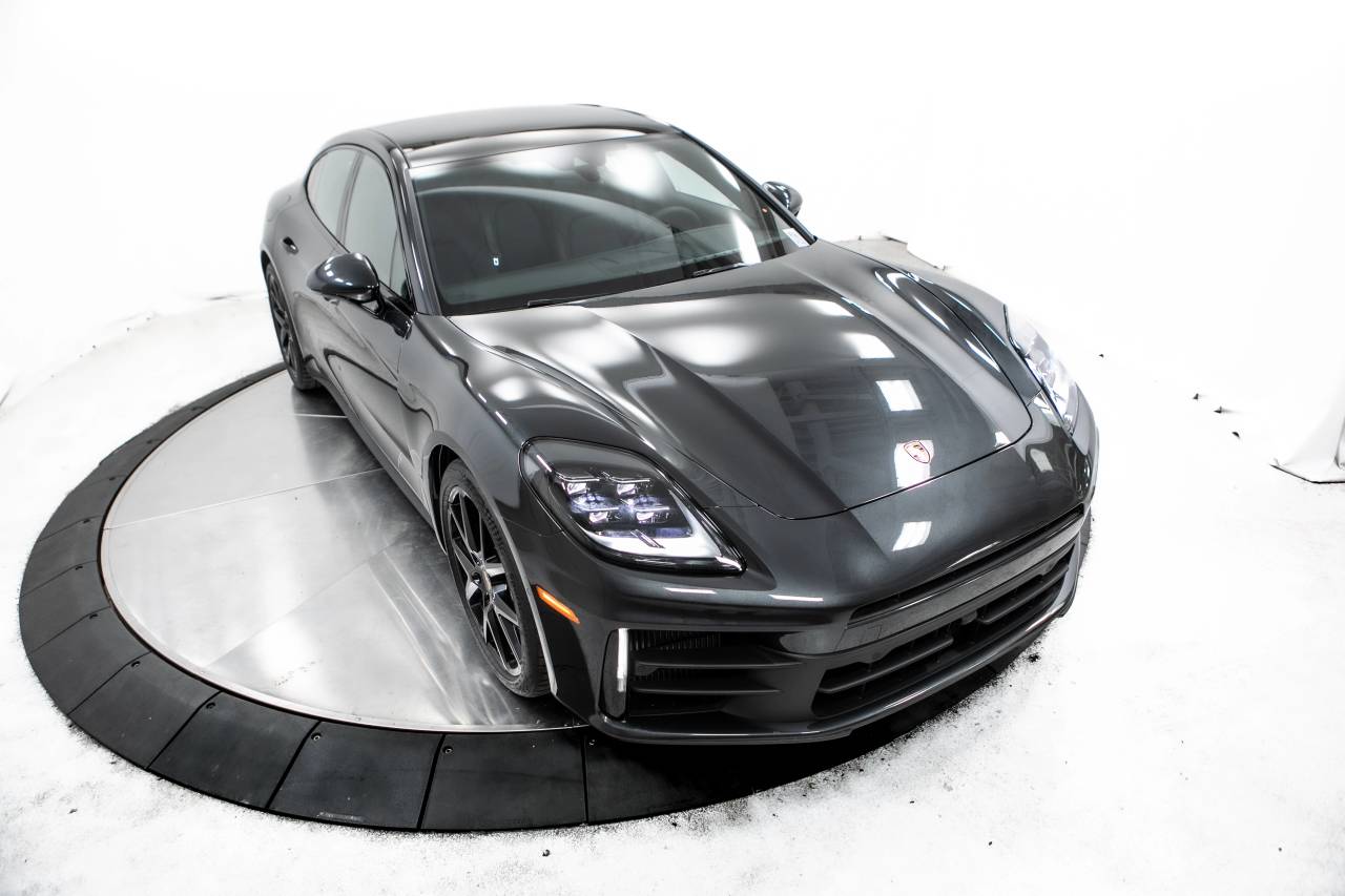 Thumbnail: 2025 Porsche Panamera - 21