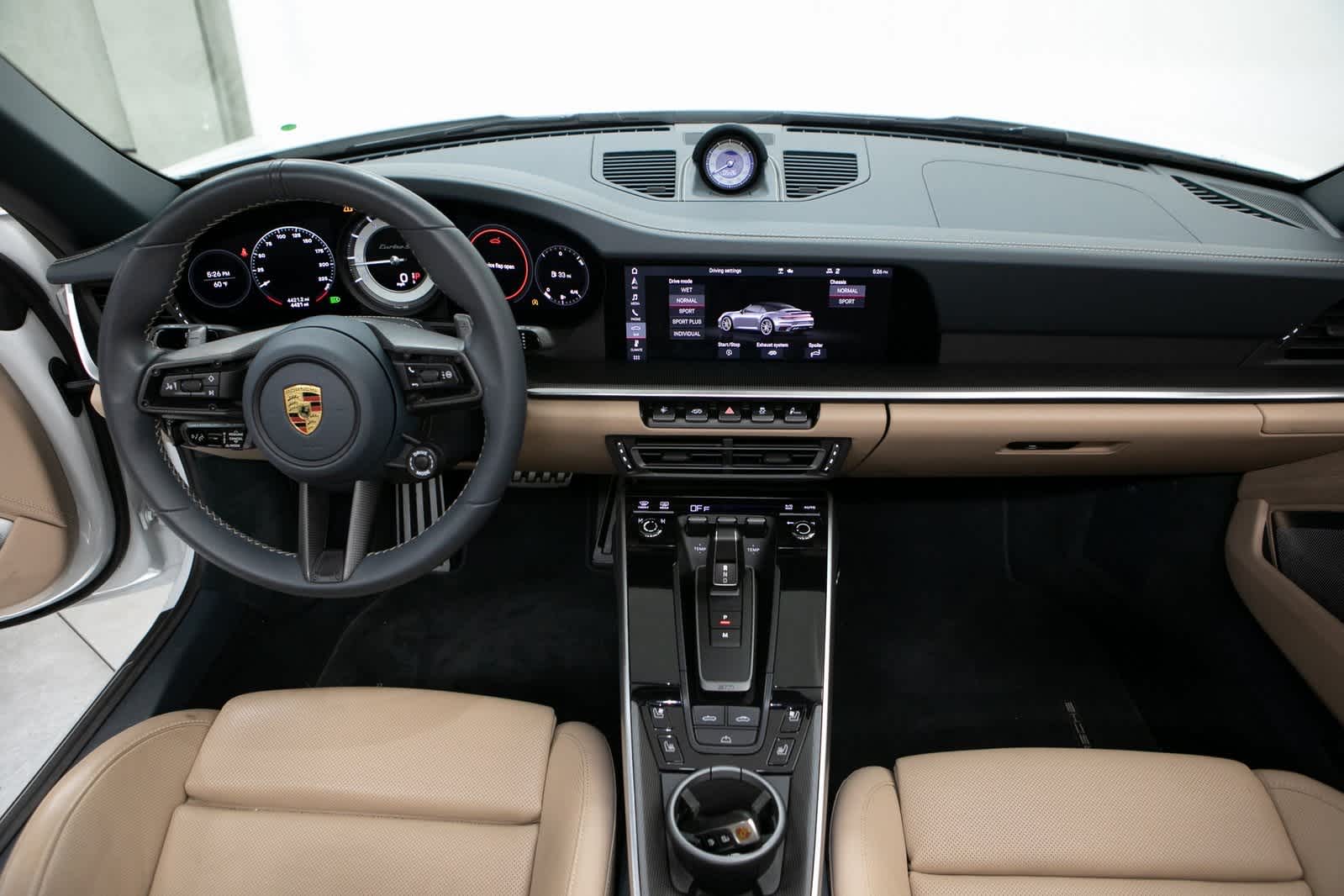 Thumbnail: 2021 Porsche 911 - 13