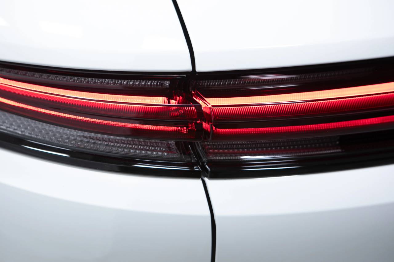 Thumbnail: 2026 Porsche Cayenne - 15