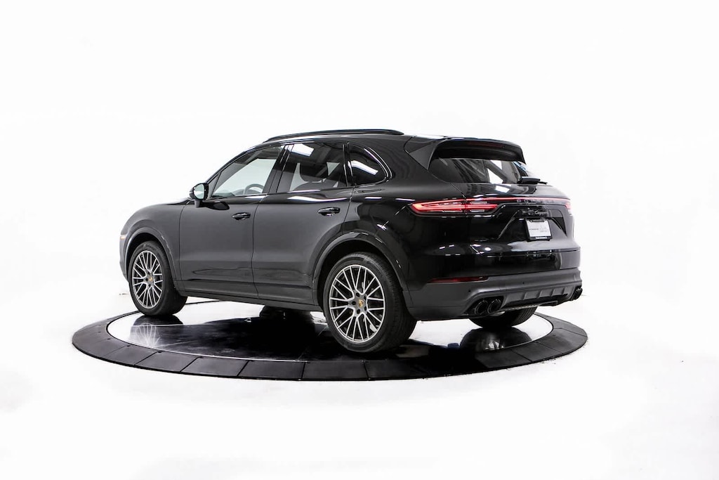Certified 2023 Porsche Cayenne Platinum Edition