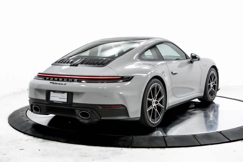 Thumbnail: 2025 Porsche 911 - 7