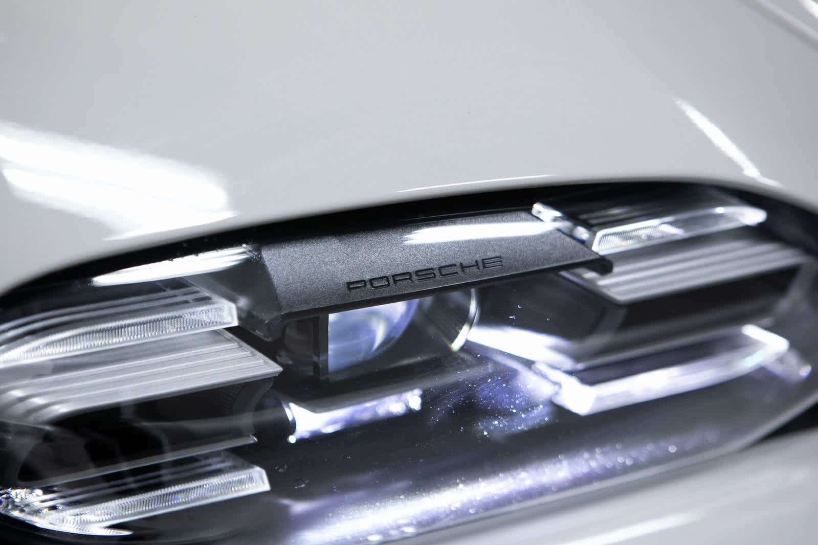 Thumbnail: 2024 Porsche Taycan - 33