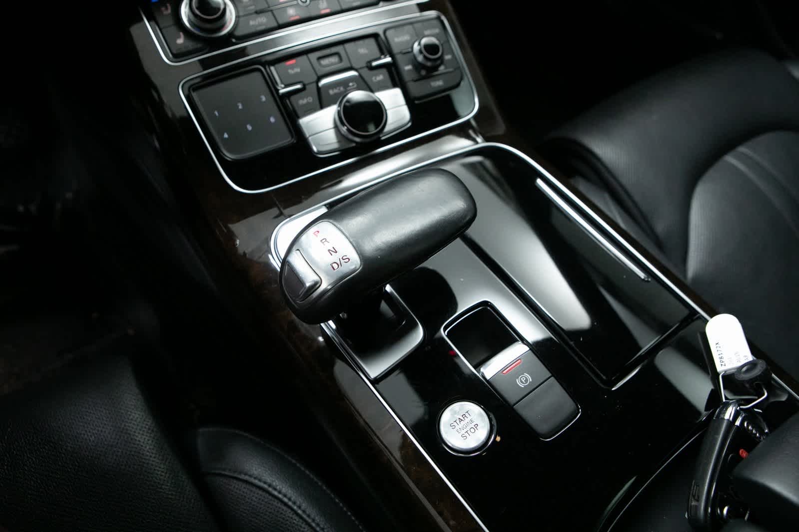 Thumbnail: 2017 Audi A8 - 23