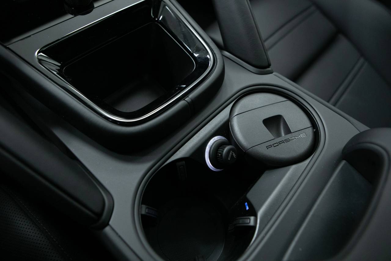 Thumbnail: 2025 Porsche  - 30