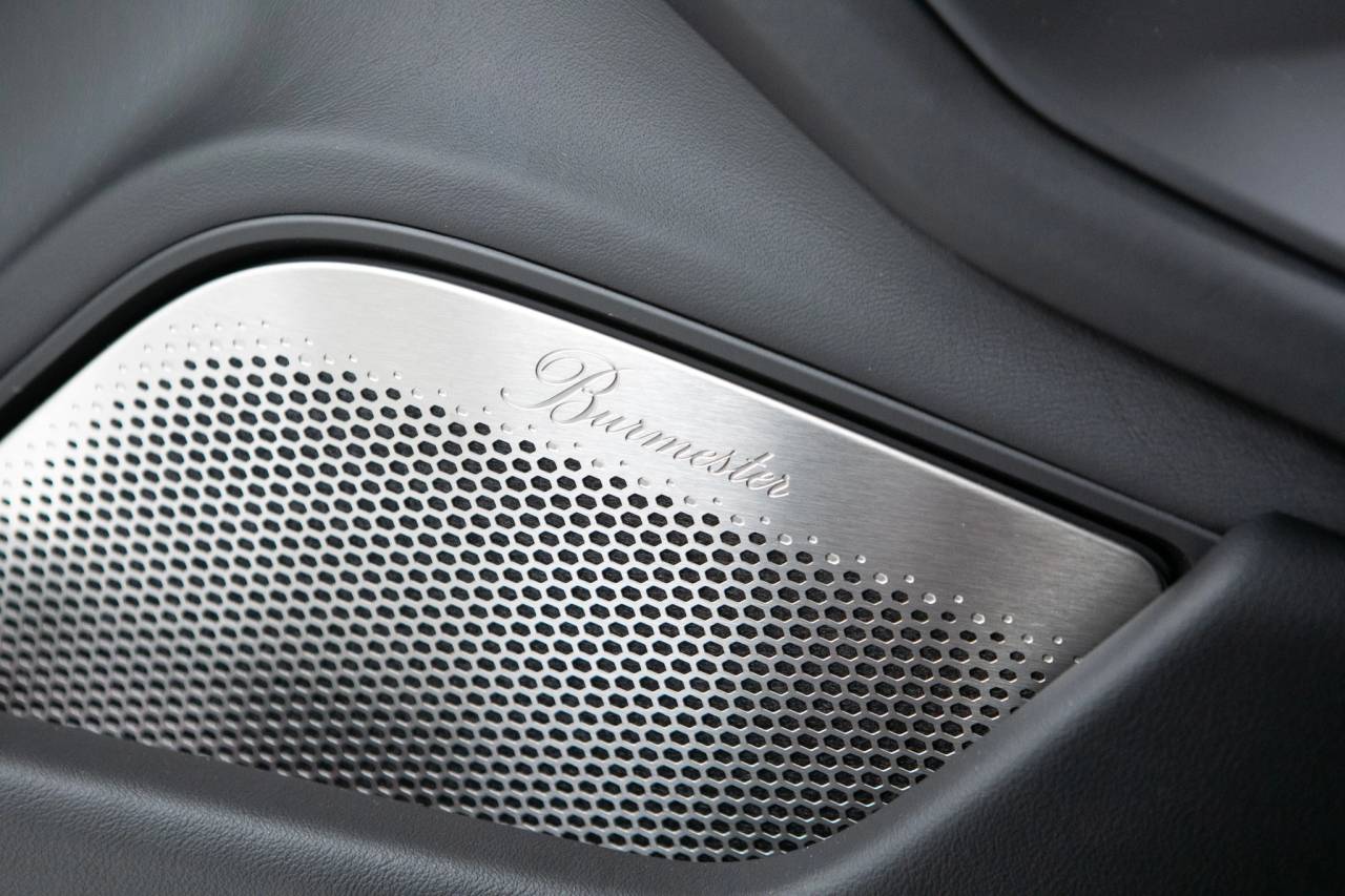 Thumbnail: 2026 Porsche Taycan - 34