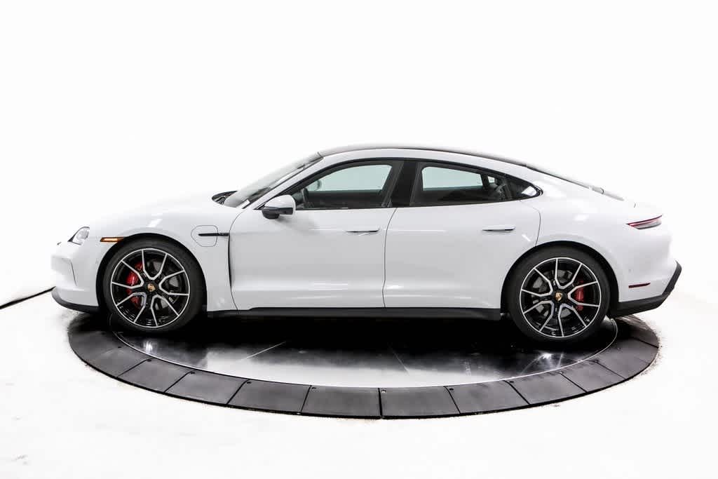 2025 Porsche Taycan 4S photo 2