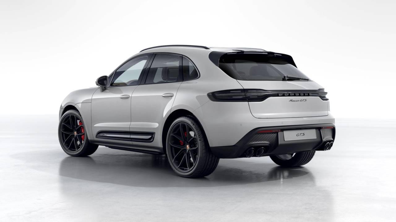 Thumbnail: 2026 Porsche Macan - 3