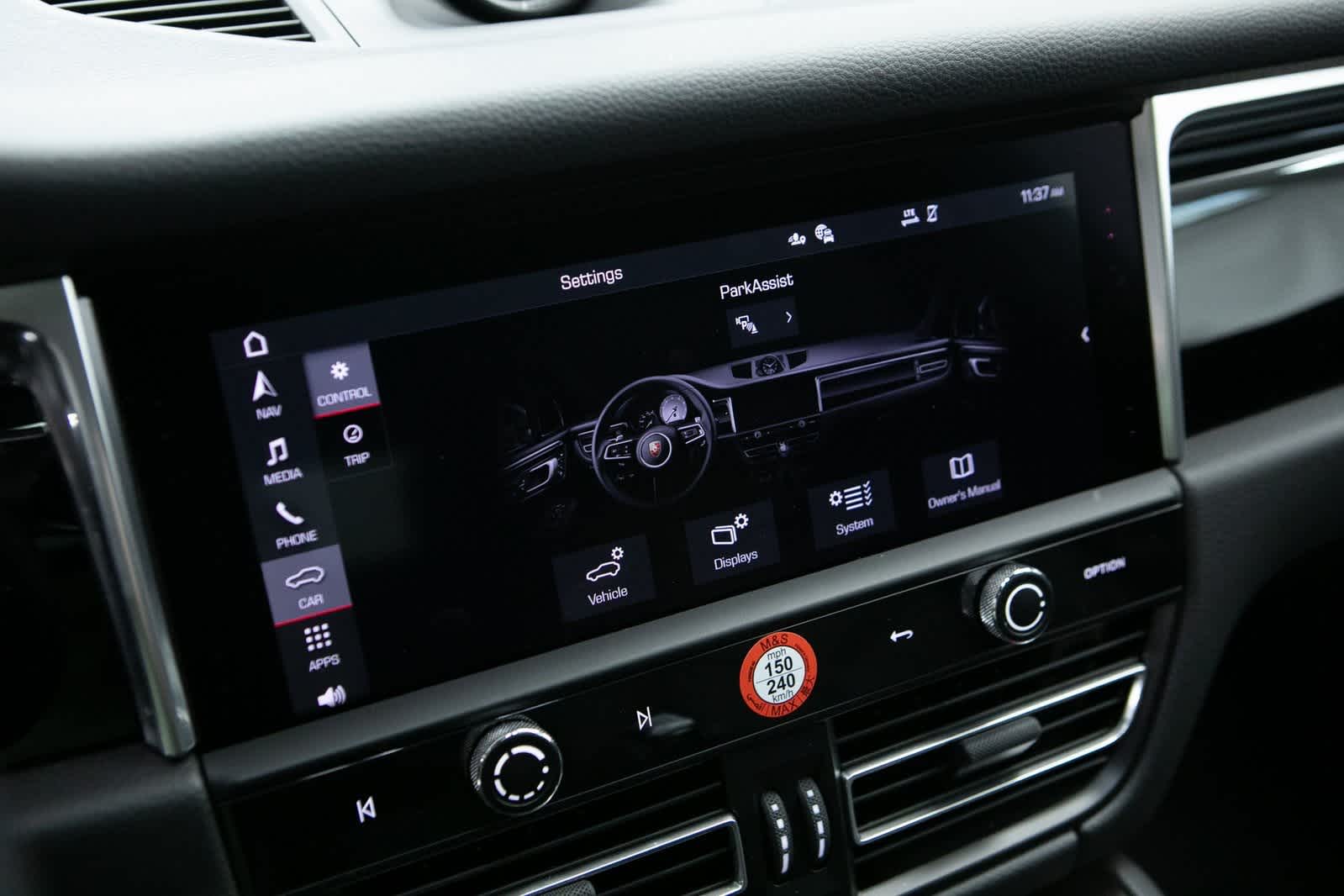 Thumbnail: 2025 Porsche Macan - 15