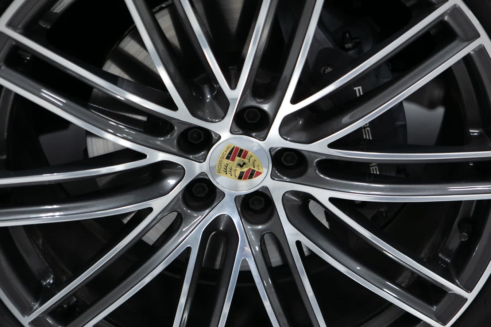 Thumbnail: 2026 Porsche Macan - 11