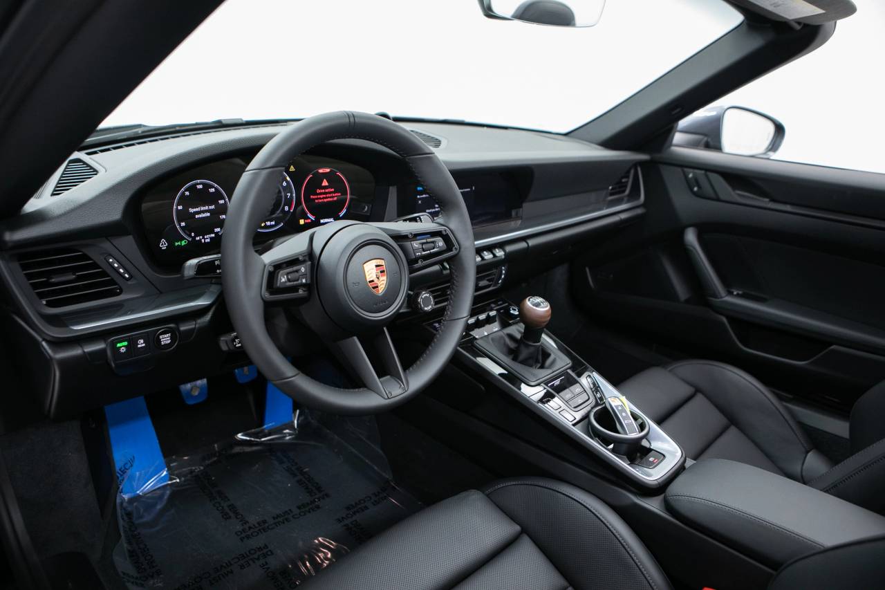 Thumbnail: 2026 Porsche 911 - 4