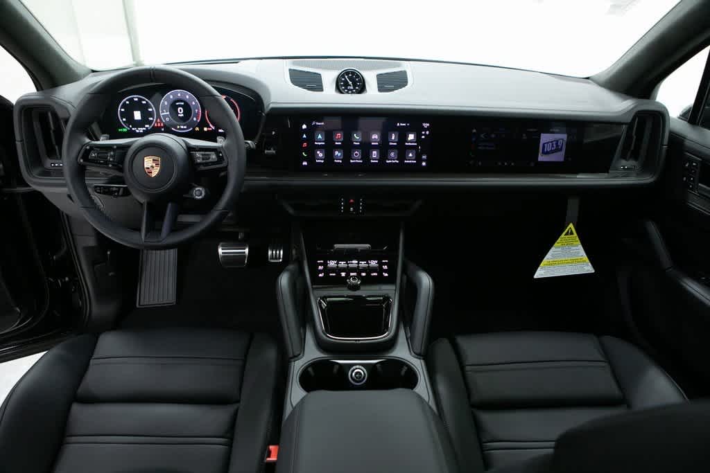 Thumbnail: 2025 Porsche Cayenne - 13