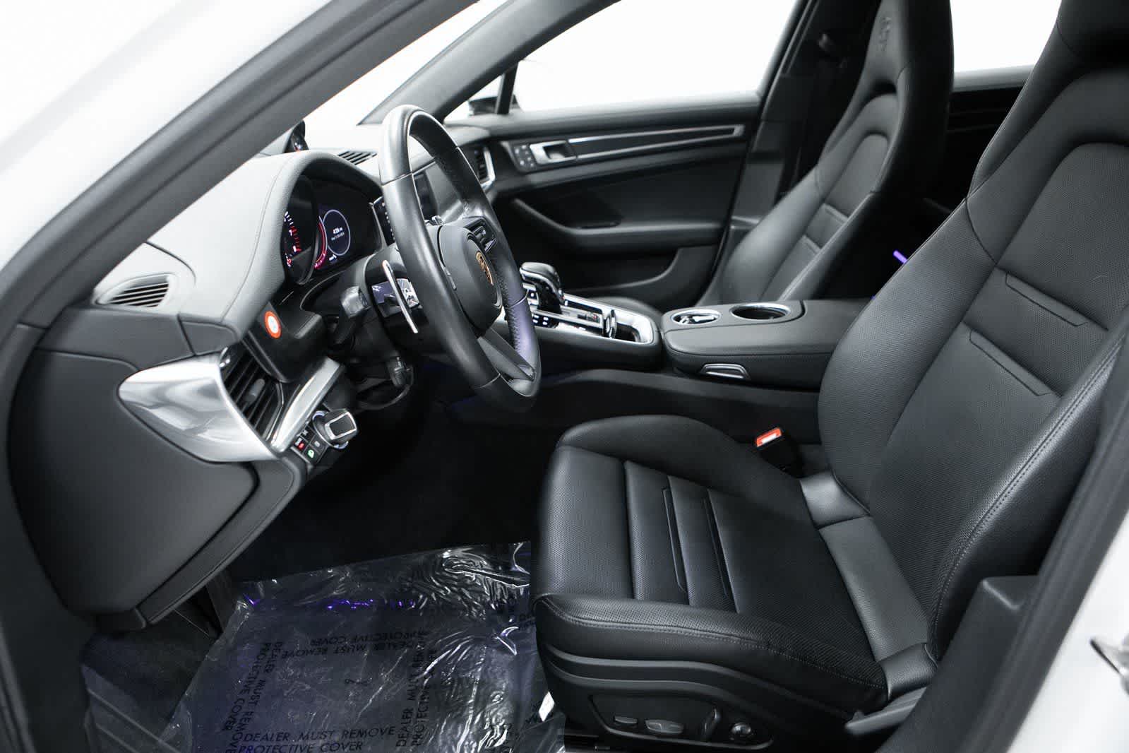 Thumbnail: 2023 Porsche Panamera - 16