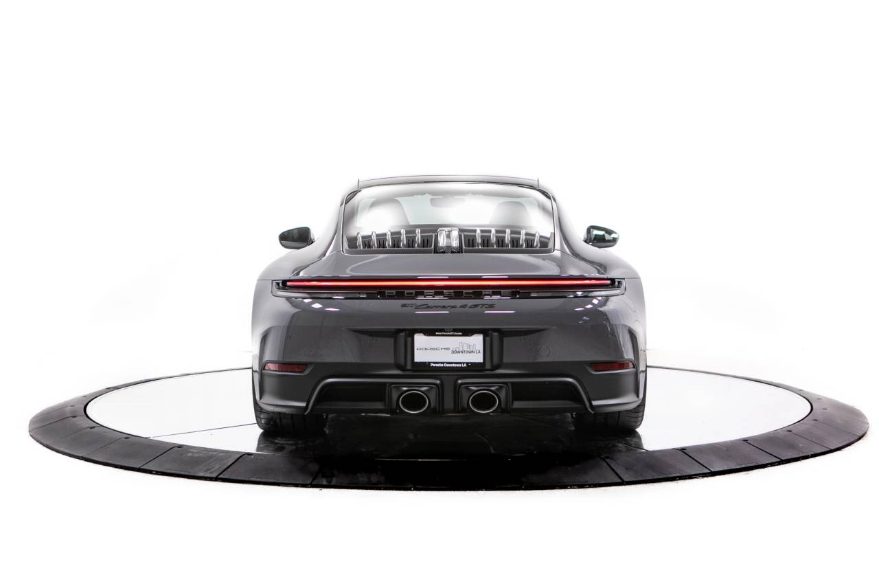 Thumbnail: 2026 Porsche 911 - 6