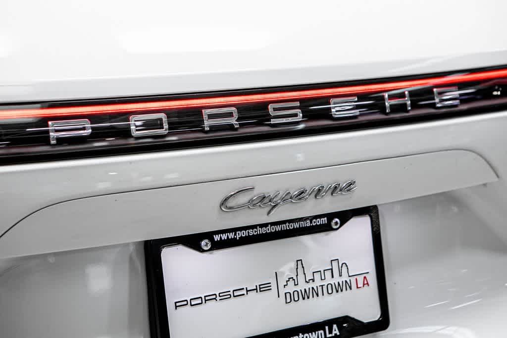 2023 Porsche Cayenne  4