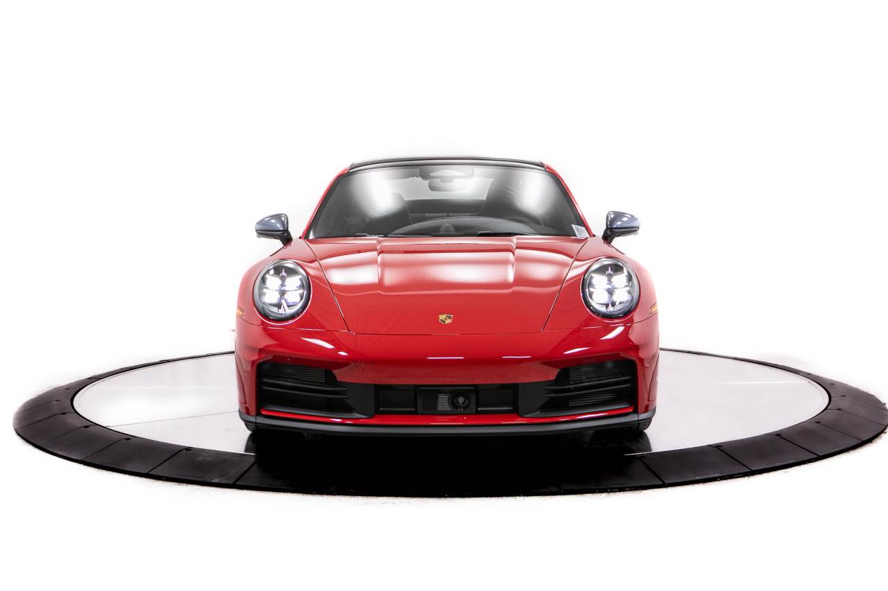 Thumbnail: 2026 Porsche 911 - 10
