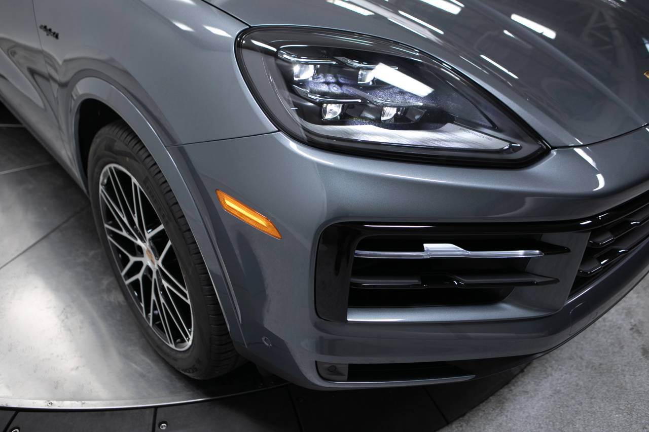 Thumbnail: 2026 Porsche  - 12