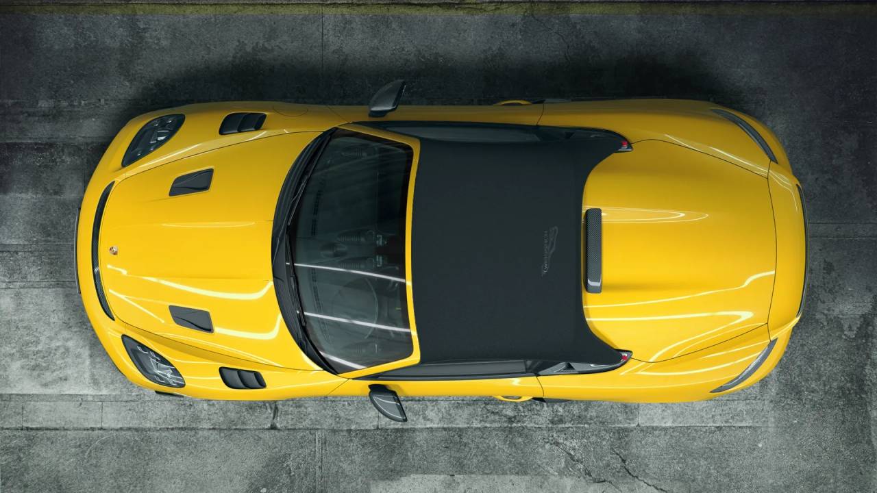 2025 Porsche Boxster Spyder photo 4