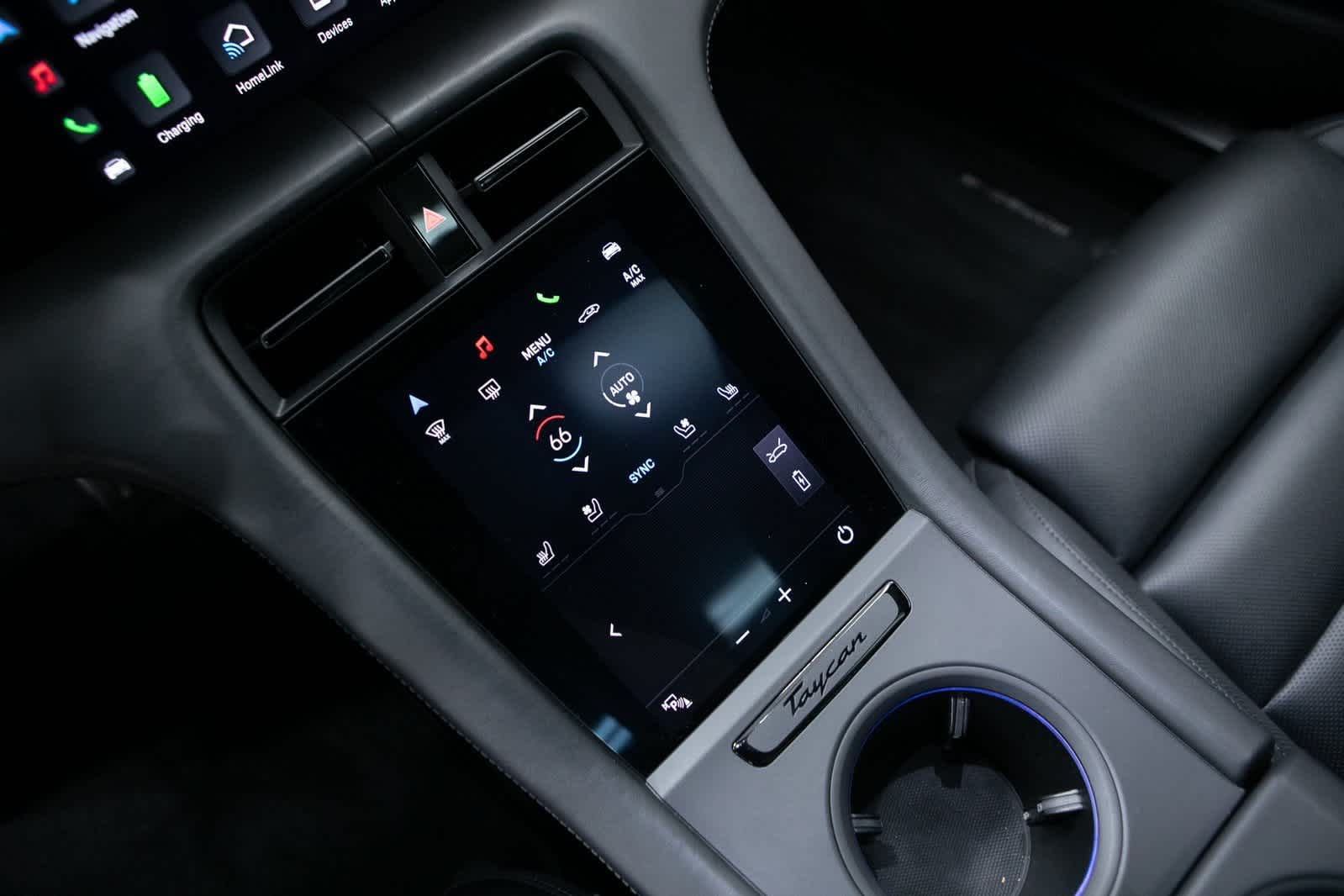 Thumbnail: 2022 Porsche Taycan - 21