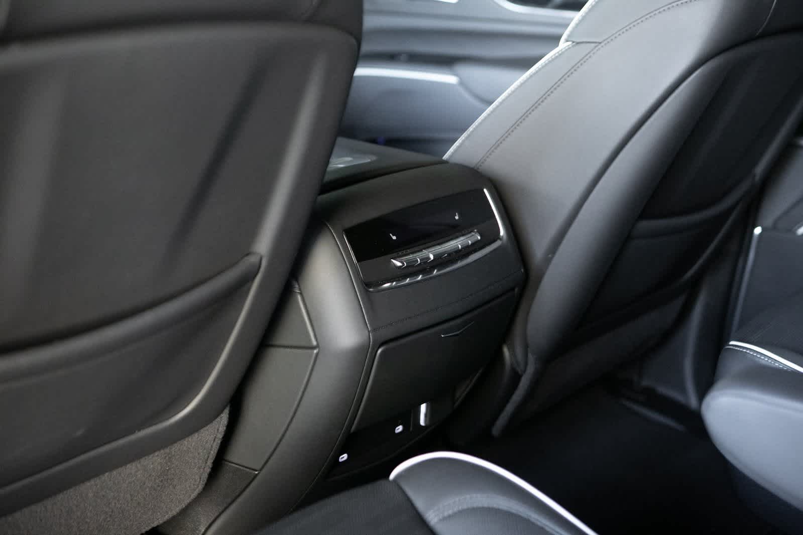 Thumbnail: 2024 Cadillac Escalade - 23