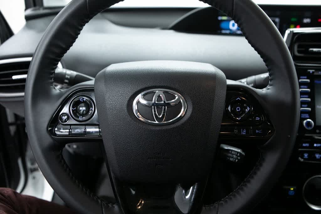 Thumbnail: 2021 Toyota Prius Prime - 14