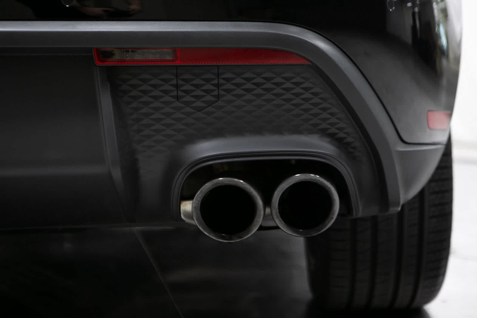 Thumbnail: 2025 Porsche Macan - 38