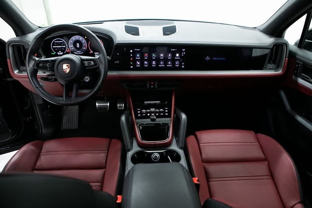 Thumbnail: 2024 Porsche Cayenne - 13