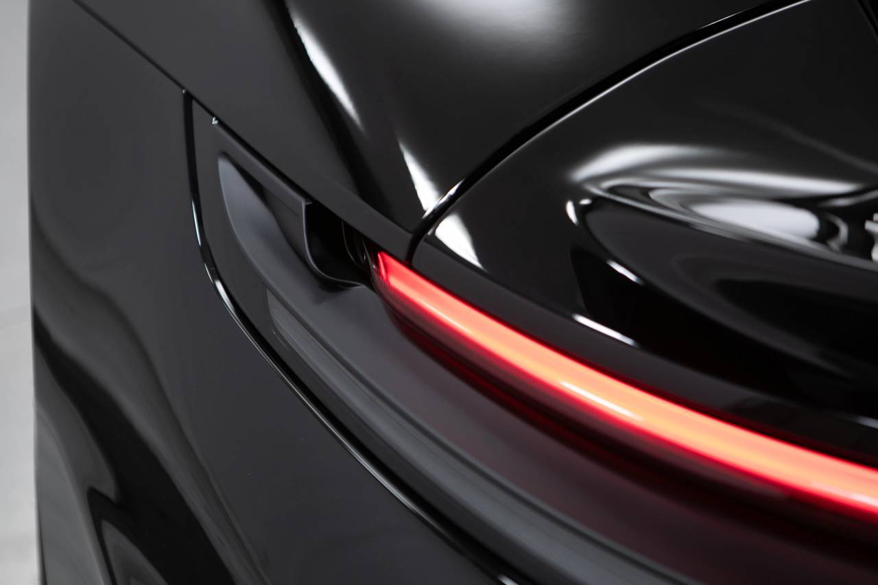 Thumbnail: 2026 Porsche 911 - 15